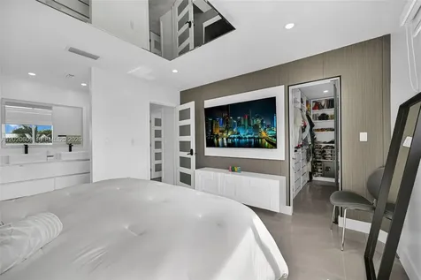 10202 SW 33rd Street Miami FL 33165
