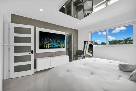 10202 SW 33rd Street Miami FL 33165