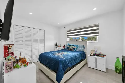 10202 SW 33rd Street Miami FL 33165