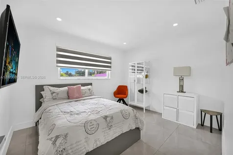 10202 SW 33rd Street Miami FL 33165