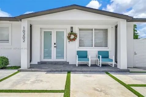 10202 SW 33rd Street Miami FL 33165