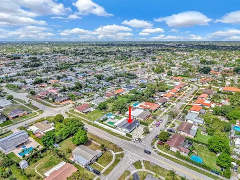 10202 SW 33rd Street Miami FL 33165