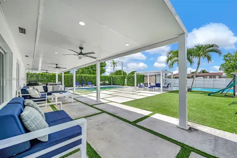 10202 SW 33rd Street Miami FL 33165