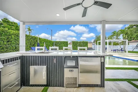 10202 SW 33rd Street Miami FL 33165