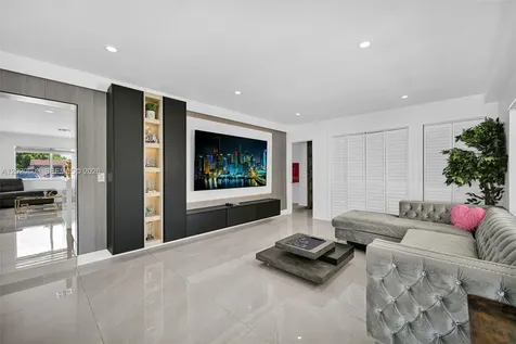 10202 SW 33rd Street Miami FL 33165