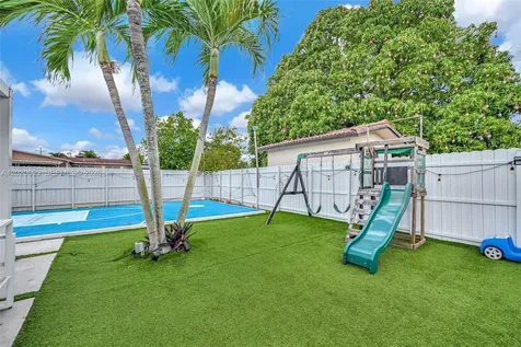 10202 SW 33rd Street Miami FL 33165