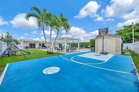 10202 SW 33rd Street Miami FL 33165