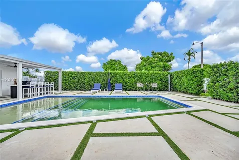 10202 SW 33rd Street Miami FL 33165