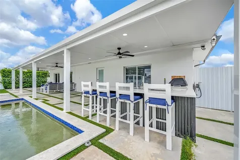 10202 SW 33rd Street Miami FL 33165