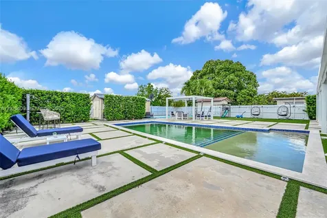 10202 SW 33rd Street Miami FL 33165