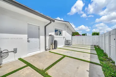 10202 SW 33rd Street Miami FL 33165