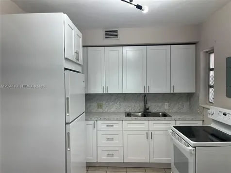3750 SW 27th Street Miami FL 33134
