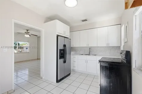 3750 SW 27th Street Miami FL 33134