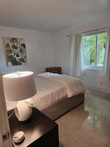 4512 Seagrape Drive Lauderdale By The Sea FL 33308