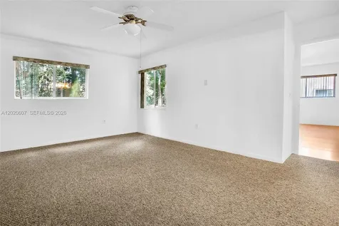900 SW 142nd Avenue Pembroke Pines FL 33027
