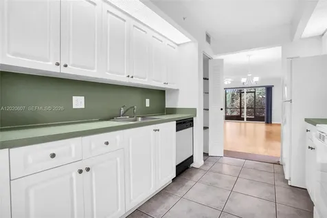 900 SW 142nd Avenue Pembroke Pines FL 33027