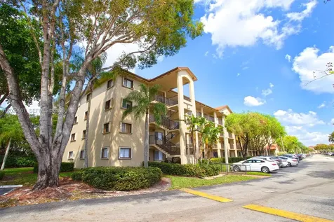 900 SW 142nd Avenue Pembroke Pines FL 33027
