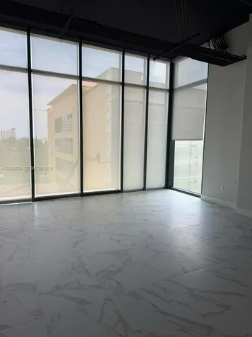21290 Biscayne Boulevard Aventura FL 33180