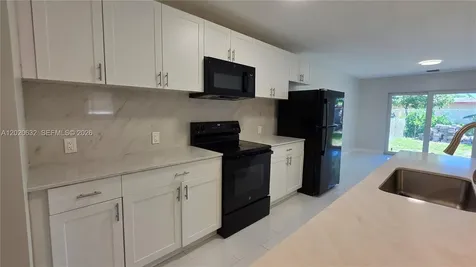 1068 NW 112th Street Miami FL 33168
