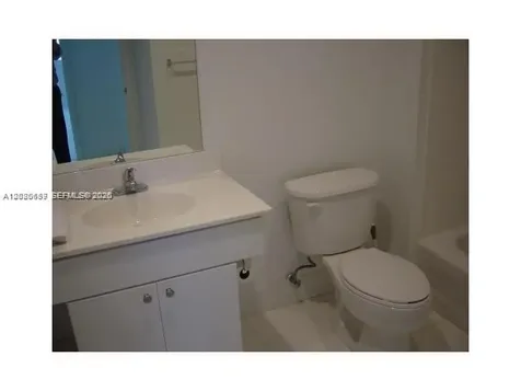 10 Aragon Avenue Coral Gables FL 33134