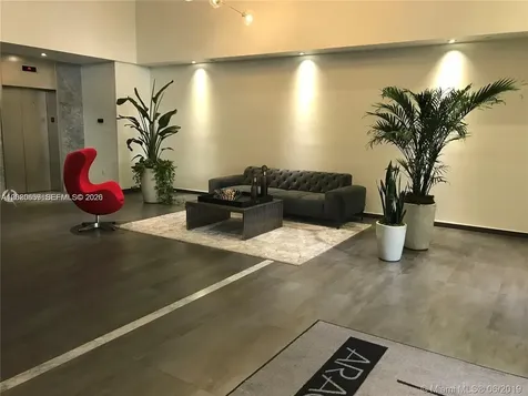 10 Aragon Avenue Coral Gables FL 33134