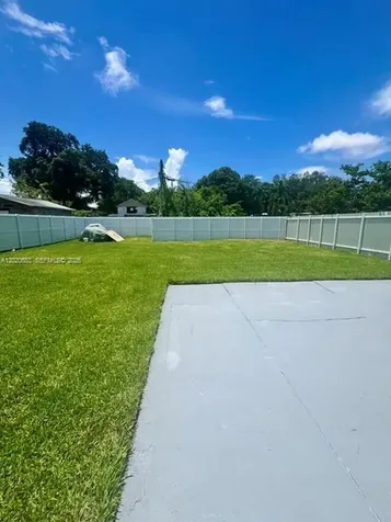 12020 W Golf Drive Miami FL 33167