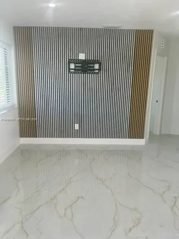 12020 W Golf Drive Miami FL 33167