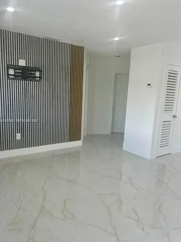 12020 W Golf Drive Miami FL 33167