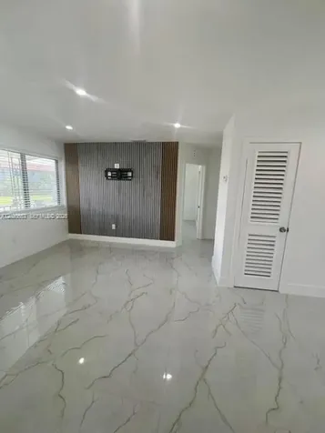 12020 W Golf Drive Miami FL 33167
