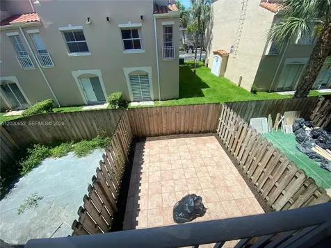 8661 NW 4th Terrace Miami FL 33126