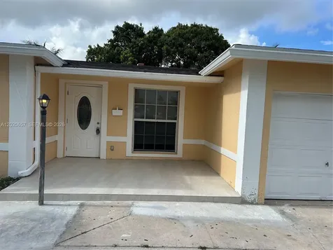 6701 SW 7th Place North Lauderdale FL 33068