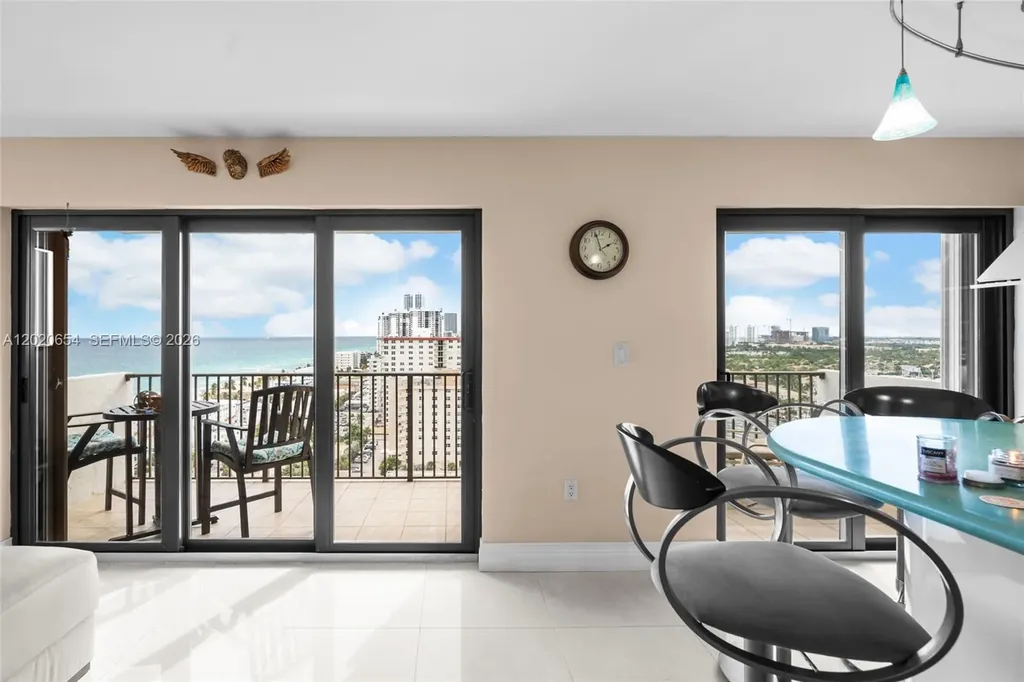 Hollywood FL 33019