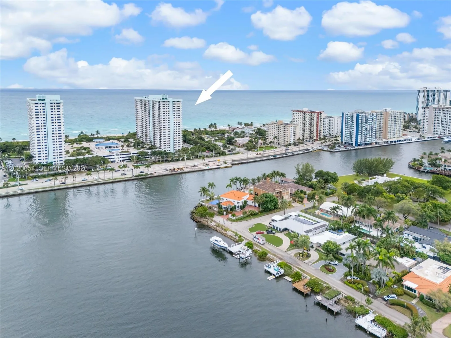 Hollywood FL 33019