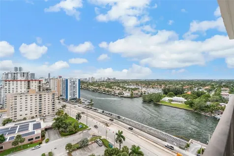 Hollywood FL 33019