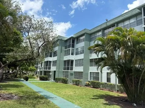 2781 Taft Street Hollywood FL 33020