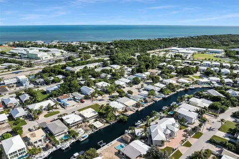 251 Azalea Street Plantation Key FL 33070