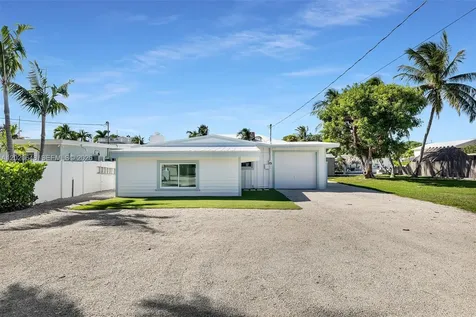 251 Azalea Street Plantation Key FL 33070
