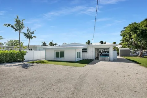 251 Azalea Street Plantation Key FL 33070