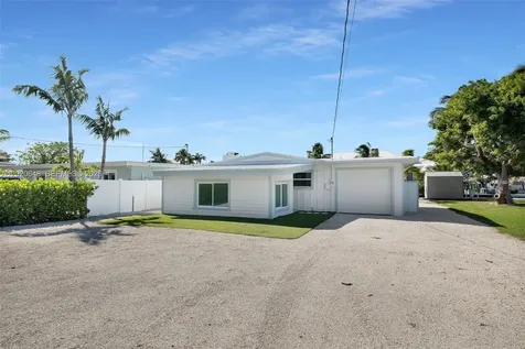 251 Azalea Street Plantation Key FL 33070