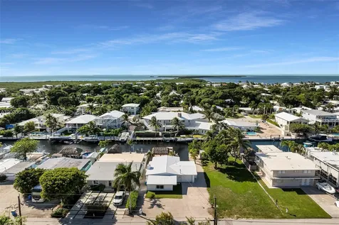 251 Azalea Street Plantation Key FL 33070