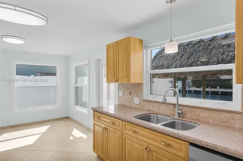 251 Azalea Street Plantation Key FL 33070