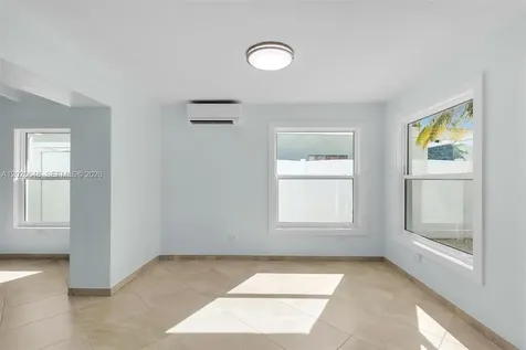 251 Azalea Street Plantation Key FL 33070