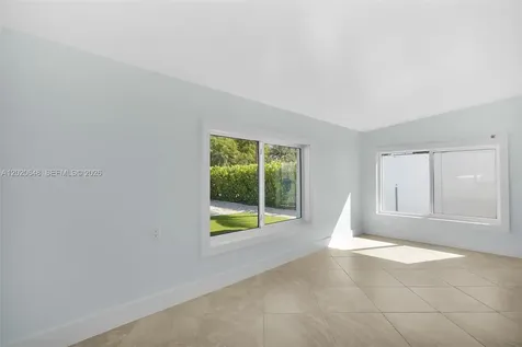 251 Azalea Street Plantation Key FL 33070