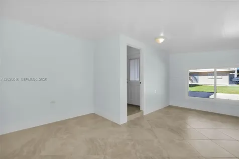 251 Azalea Street Plantation Key FL 33070