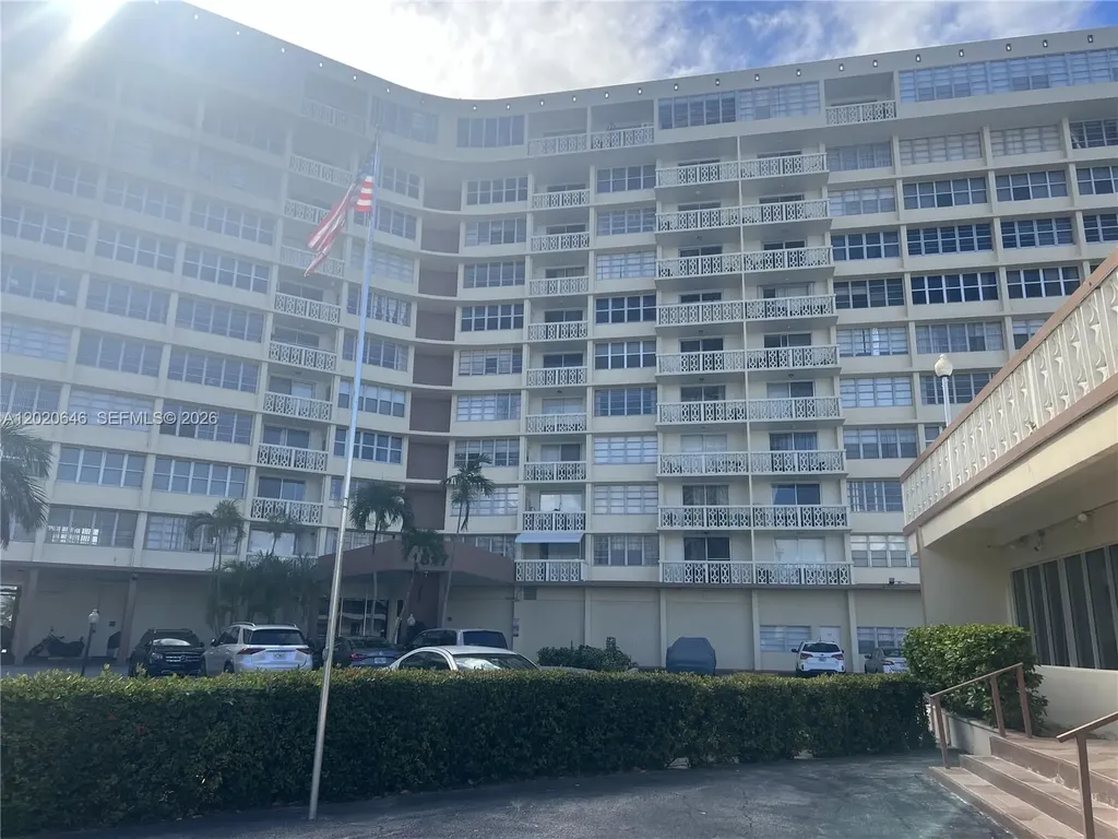 1817 S Ocean Drive Hallandale Beach FL 33009