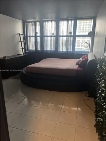 1817 S Ocean Drive Hallandale Beach FL 33009