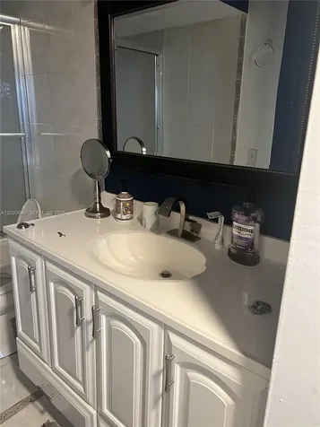 1817 S Ocean Drive Hallandale Beach FL 33009