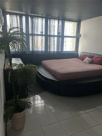 1817 S Ocean Drive Hallandale Beach FL 33009