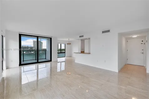 1600 S Bayshore Lane Miami FL 33133