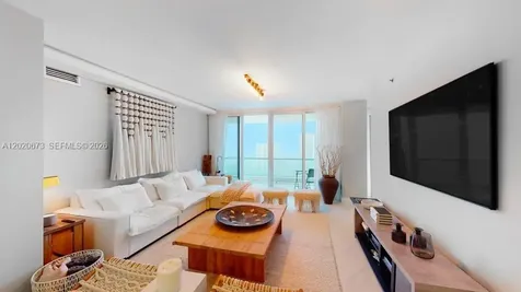 7000 Island Boulevard Aventura FL 33160